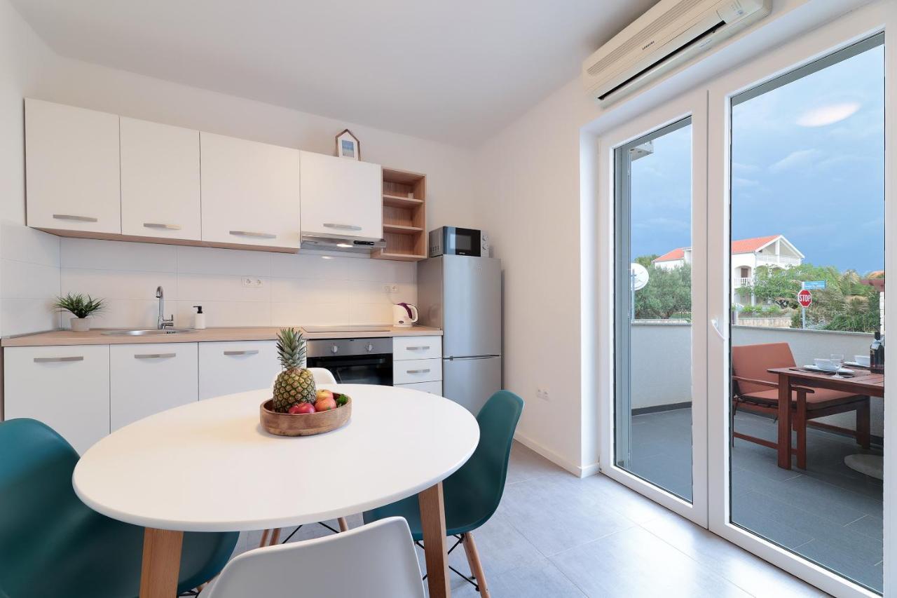 Blue Sunrise Apartment ヴーシ エクステリア 写真