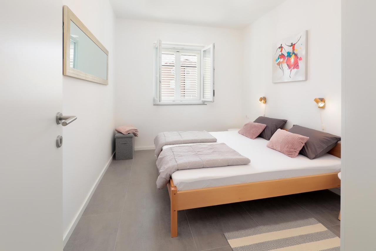 Blue Sunrise Apartment ヴーシ エクステリア 写真