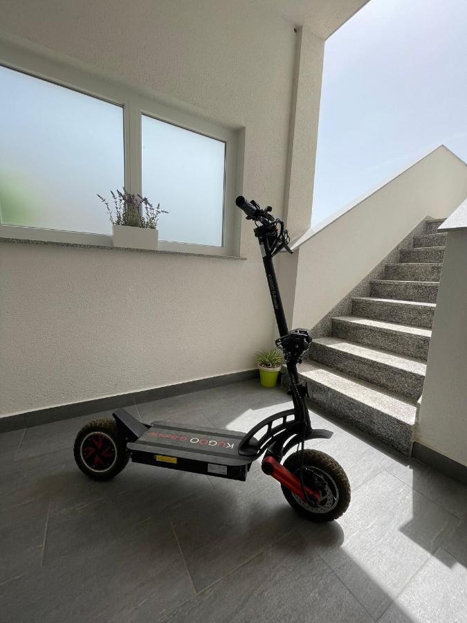 Blue Sunrise Apartment ヴーシ エクステリア 写真